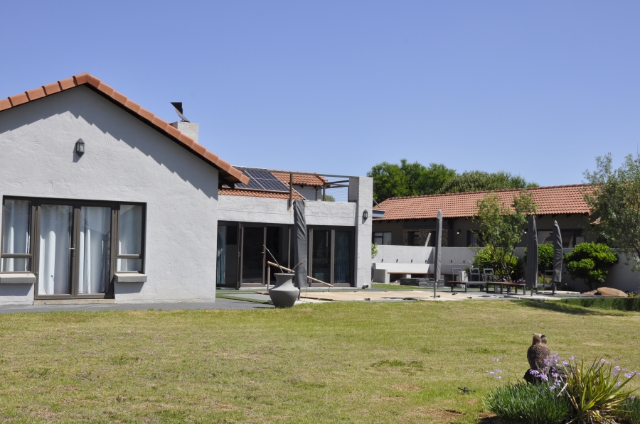 3 Bedroom Property for Sale in La Camargue Private Country Estate North West